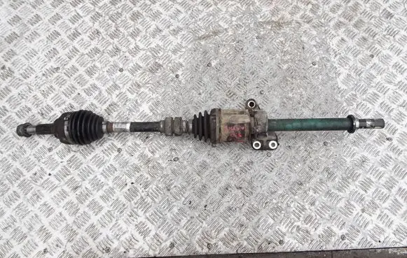 Nissan Qashqai+2 Front driveshaft 39100BB32B