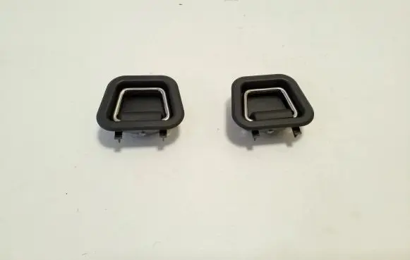 Volvo XC60 Tie down hook / loop 