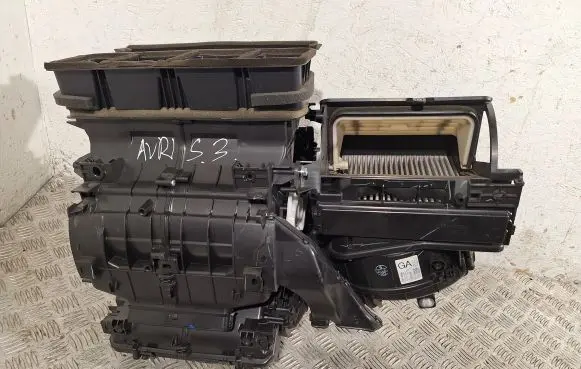 Toyota Auris 150 Interior heater climate box assembly 8705002A00 5596702020