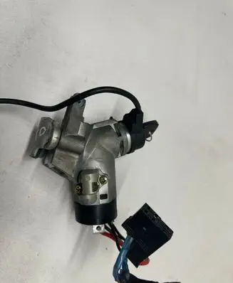 Mercedes-Benz Vito Viano W638 Ignition lock