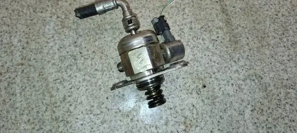 BMW 3 F30 F35 F31 Fuel injection high pressure pump 0261520288 141009 3006035925