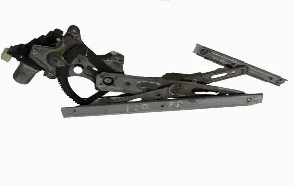 Hyundai i20 (PB PBT) Front window lifting mechanism without motor