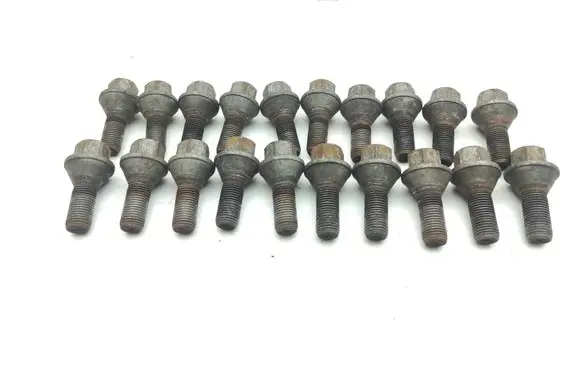 Opel Vivaro Nuts/bolts 