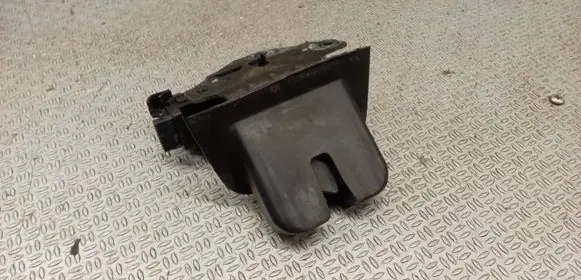 Audi Q7 4L Tailgate/trunk/boot lock/catch/latch 8P4827505B