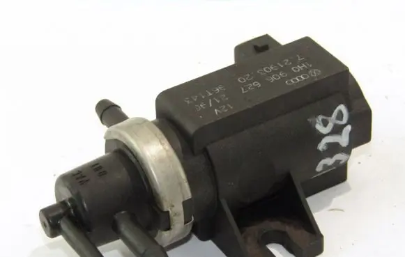 Audi A4 S4 B5 8D Turbo solenoid valve 1H0906627
