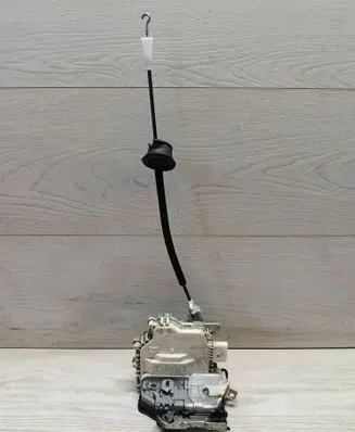 Audi A4 S4 B8 8K Rear door lock 8K0839016