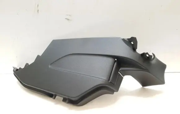 Citroen DS5 (C) pillar trim 9687344577