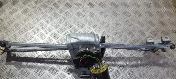 Audi A6 S6 C4 4A Front wiper linkage and motor 4a1955023c