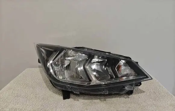 Seat Ibiza V (KJ) Headlight/headlamp 6F1941016B 90120771