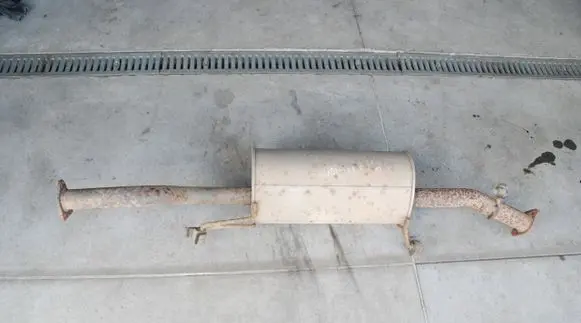 Mitsubishi Pajero Middle muffler/silencer 4R43RRR