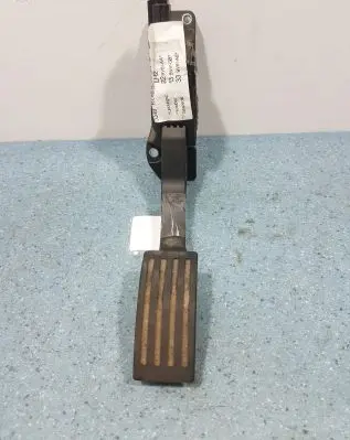 Ford Focus Accelerator throttle pedal BV61-9F836-AB