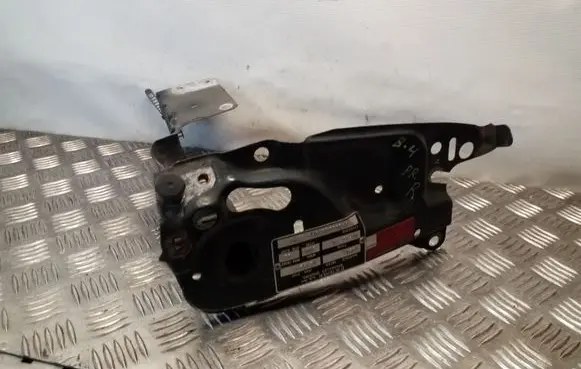 Top upper radiator support slam panel