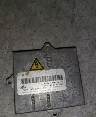 Land Rover Range Rover P38A Headlight ballast module Xenon 1307329074