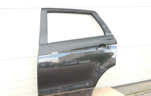 Suzuki SX4 S-Cross Rear door 6800461M00
