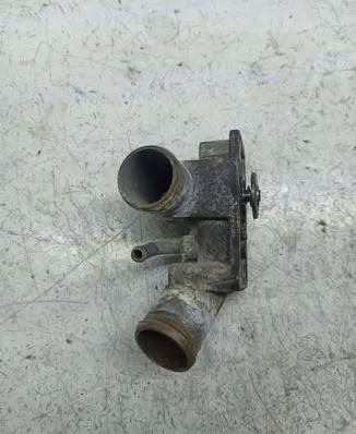 Opel Vectra C Thermostat/thermostat housing