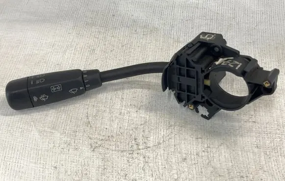 Mercedes-Benz A W169 Wiper control stalk 1685450110 HLS202753