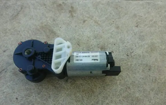 Jaguar XF Seat adjustment motor 82148141
