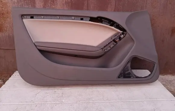 Audi A5 8T 8F Front door card panel trim 8T1867105