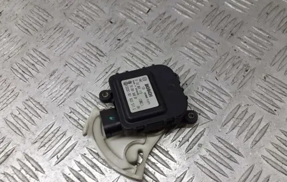 Audi A4 S4 B5 8D A/C air flow flap actuator/motor 8D1820511E