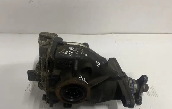 BMW 4 F32 F33 Rear differential 7616971 281
