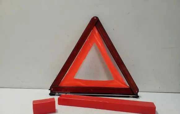 Volvo XC90 Emergency warning sign E1127R033996
