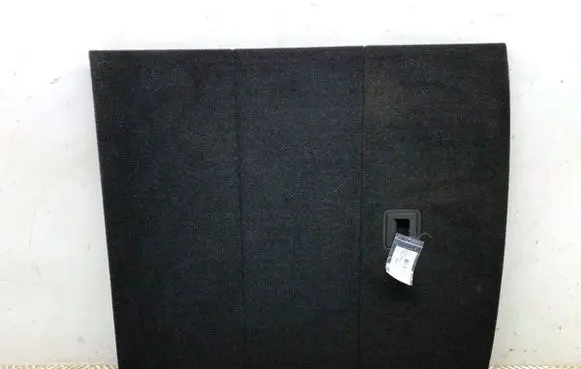 Trunk/boot floor carpet liner