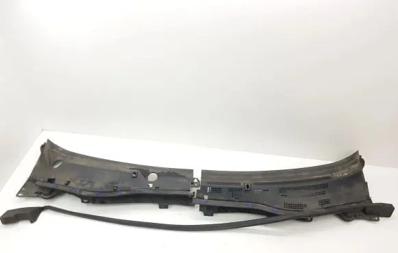 Mazda 3 II Wiper trim B45A507N1 B45A507R1