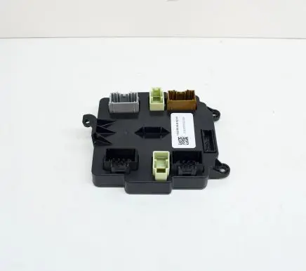 Tesla Model X Door control unit/module 106205699B