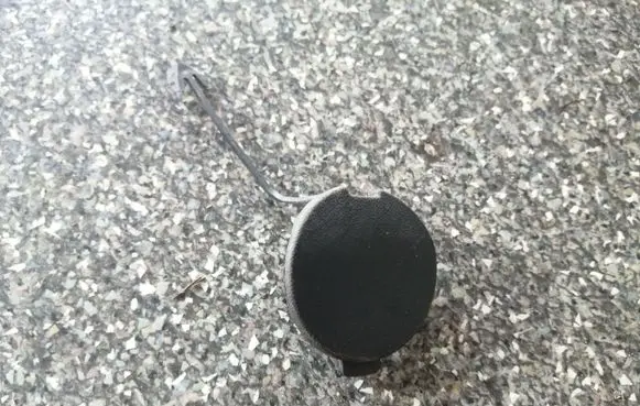 Rear bumper row hook cap/cover