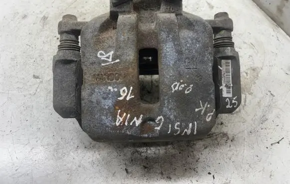 Opel Insignia A Front brake caliper 22958767