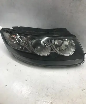 Hyundai Santa Fe Headlight/headlamp 02a011b00