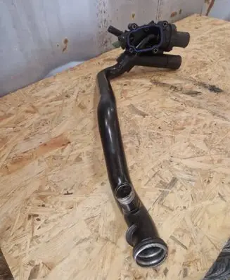Thermostat/thermostat housing