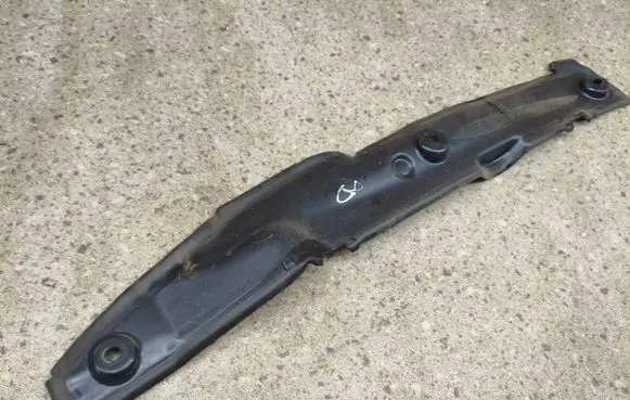 Volvo XC40 Fender end trim 31442798