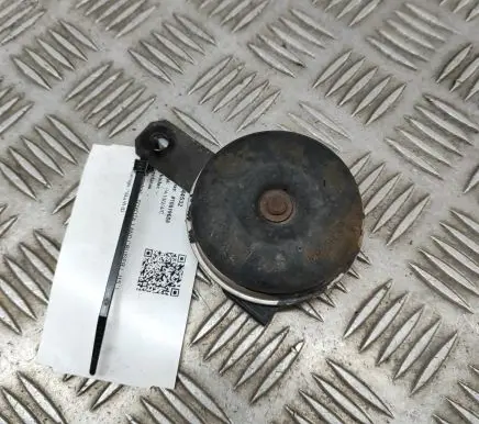 Toyota Land Cruiser (BJ70) Horn signal 8651028130