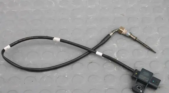 Nissan Qashqai J12 Exhaust gas temperature sensor CZUJNIK-226588992R 226588992R