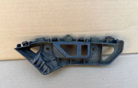 Volkswagen Caddy Front bumper mounting bracket 2K5807184