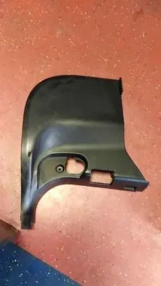 BMW 1 E82 E88 Foot area side trim 7067078