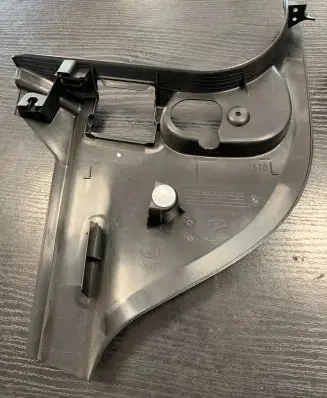 BMW 1 F20 F21 Foot area side trim 7221899