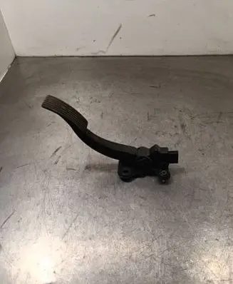 Mitsubishi Outlander Accelerator throttle pedal 07031A1A0354 46129648173