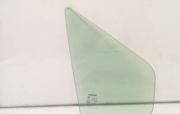 Toyota Yaris Front door vent window glass four-door 