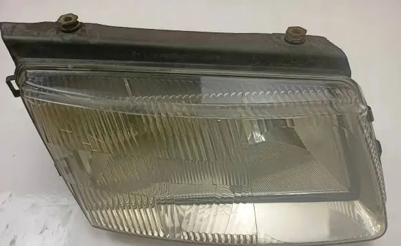 Volkswagen PASSAT B5 Headlights/headlamps set 14869200