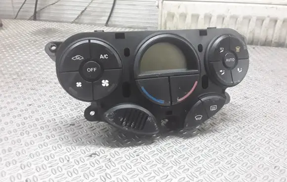 Ford Focus Climate control unit 2S4H18C61BJ