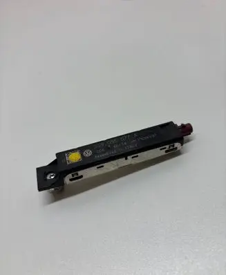 Volkswagen Passat Alltrack Aerial antenna amplifier 3g9035577a