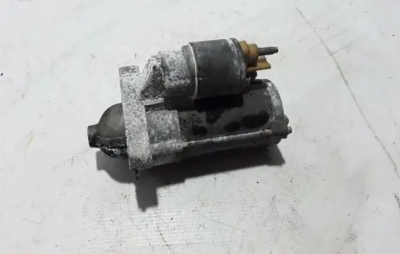 Renault Trafic III (X82) Starter motor 233002889R