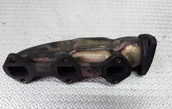Audi A6 S6 C5 4B Exhaust manifold 059253033C