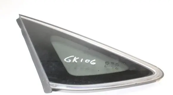 Hyundai i40 Rear side window 878103Z300