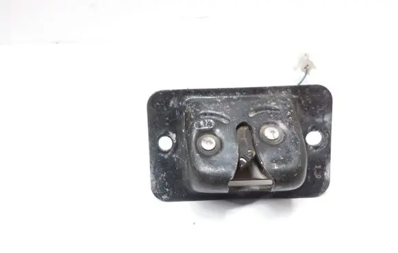 Mazda 626 Tailgate/trunk/boot lock/catch/latch