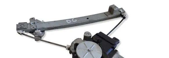 Mitsubishi Outlander Rear door window regulator with motor 