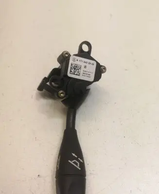 Mercedes-Benz CLS C219 Steering wheel adjustment handle/lever A1715402945