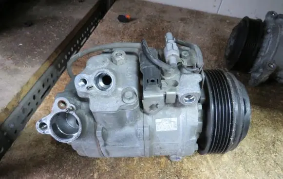 BMW X1 E84 Air conditioning (A/C) compressor (pump) 4472601852